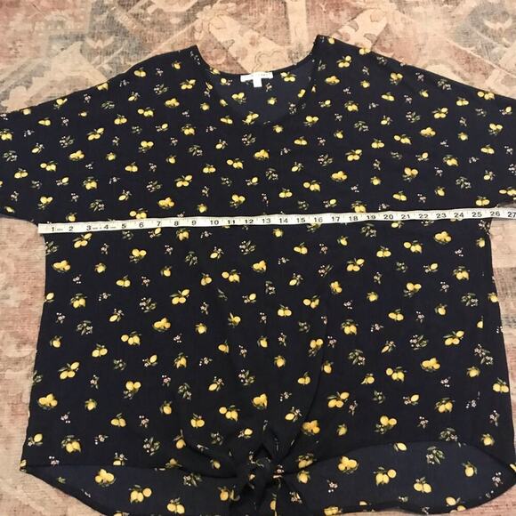 Downeast lemon lightweight front tie blouse size XL - Picture 5 of 6